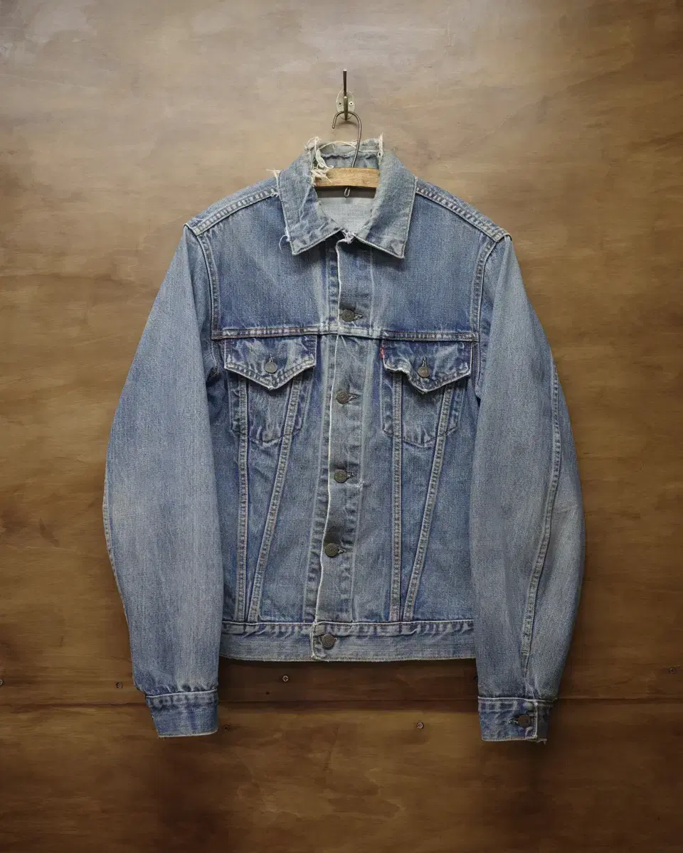 70s levis 3rd Distressed Denim Jacket